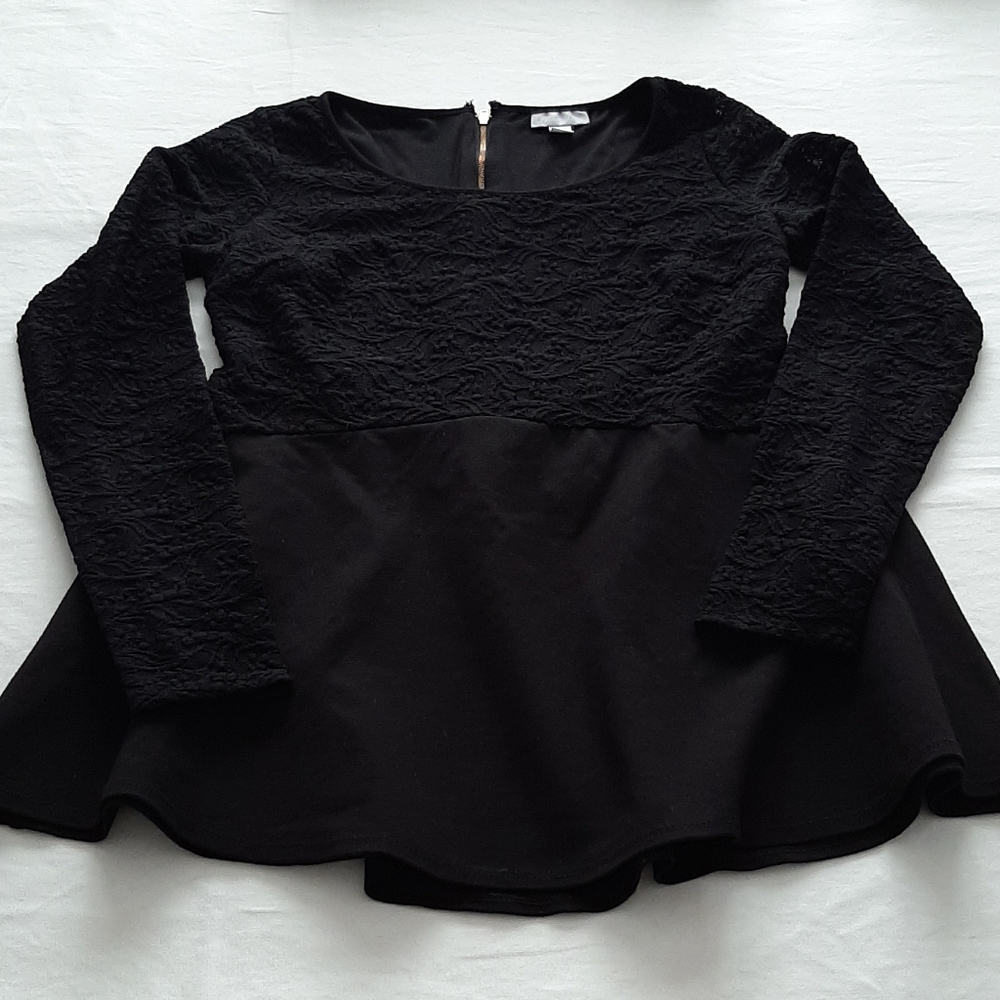 A Pea in the Pod lace peplum maternity top Sz. S